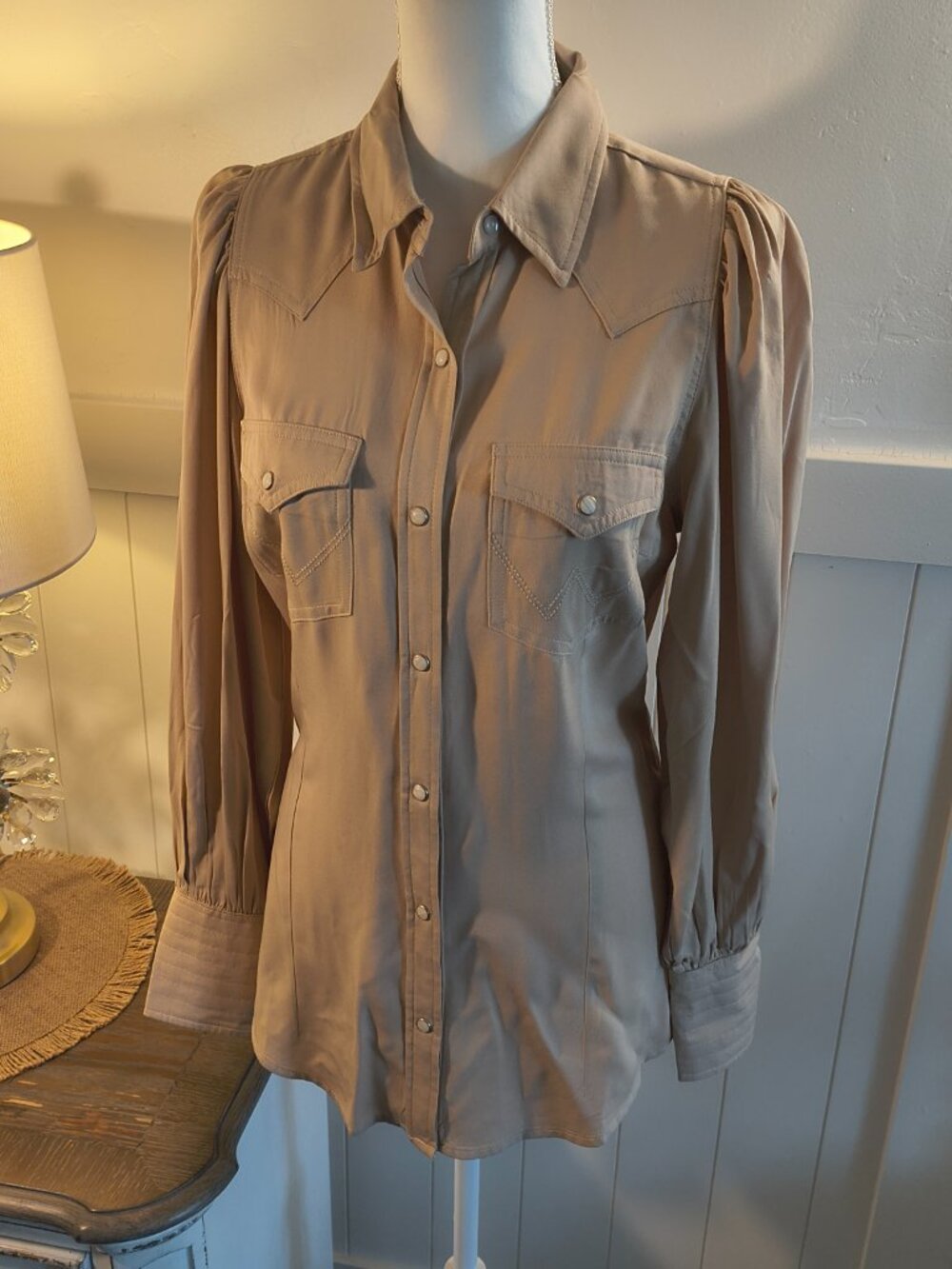 Wrangler Retro Women’s Western Button-Down | Size Small | Never Worn